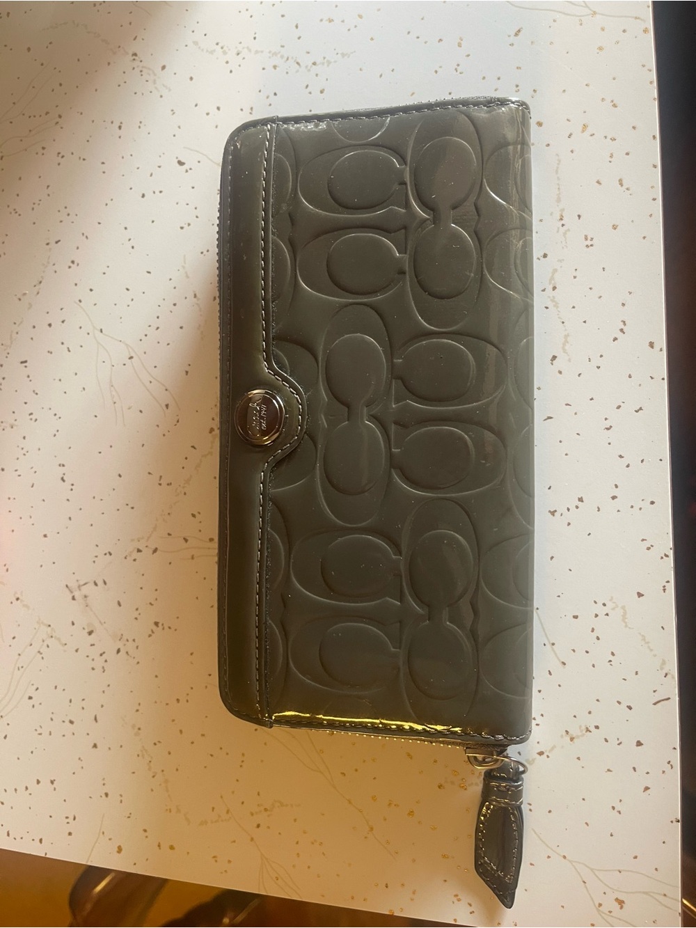 Coach Patent Signature Zip Wallet - Olive Green